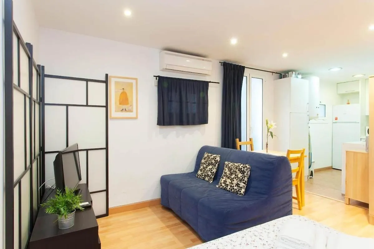Estudio En Eixample Barcelona Spain